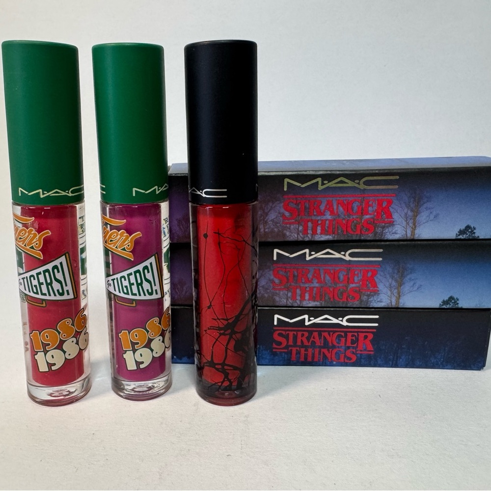 MAC x Stranger Things Lipglass Trio – Limited Edition - unused